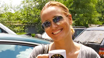 Andreea Esca si-a impresionat fanii cu aceasta fotografie! Cum a fost pozata vedeta TV: O seara minunata va doresc