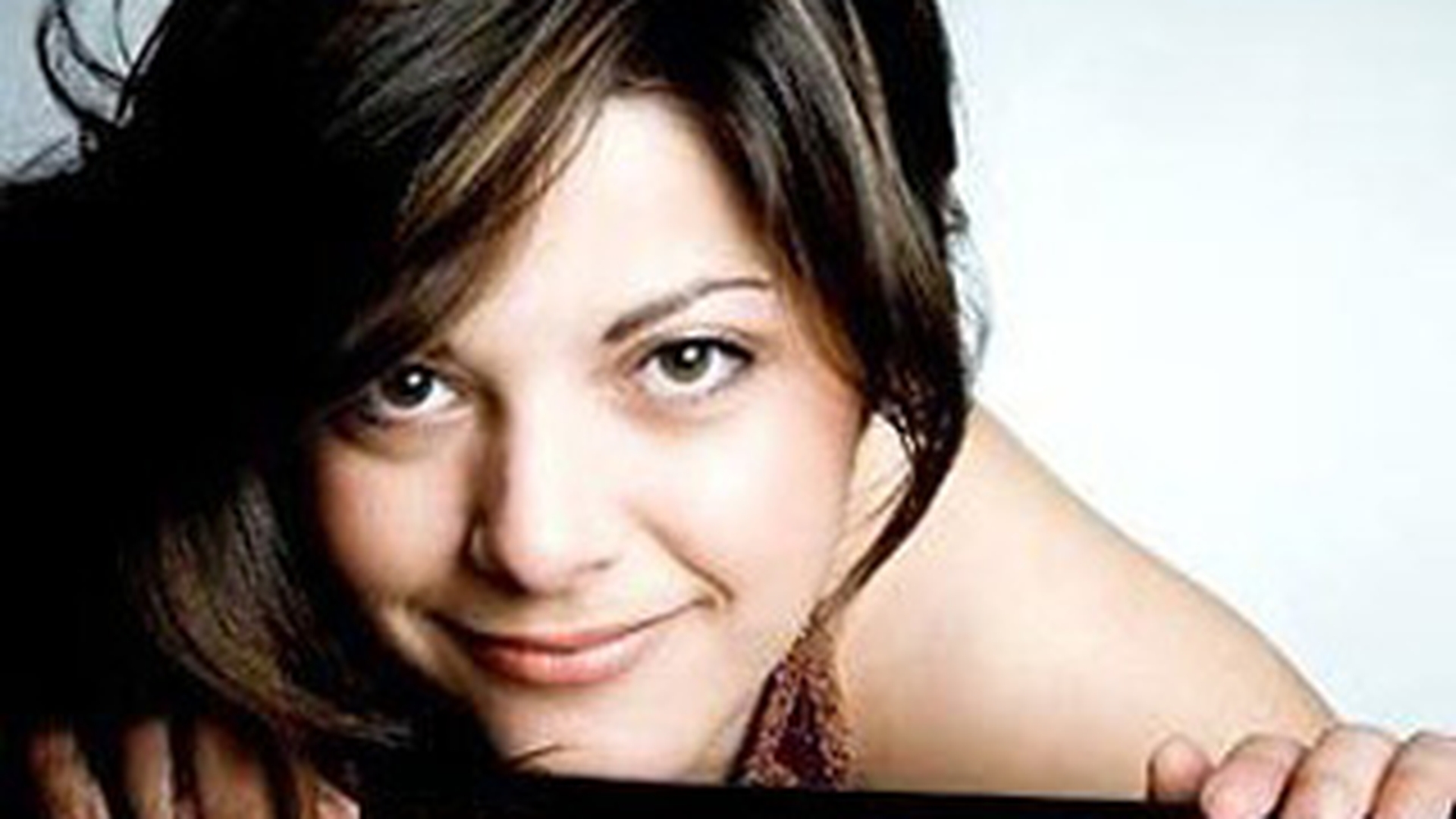 Crima, sinucidere sau moarte naturala? Vezi aici concluzia socanta a legistilor austrieci in cazul pianistei Mihaela Ursuleasa!