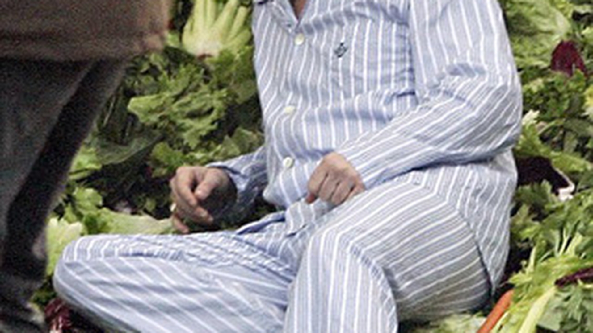 Cum scapa Johnny de Angelina