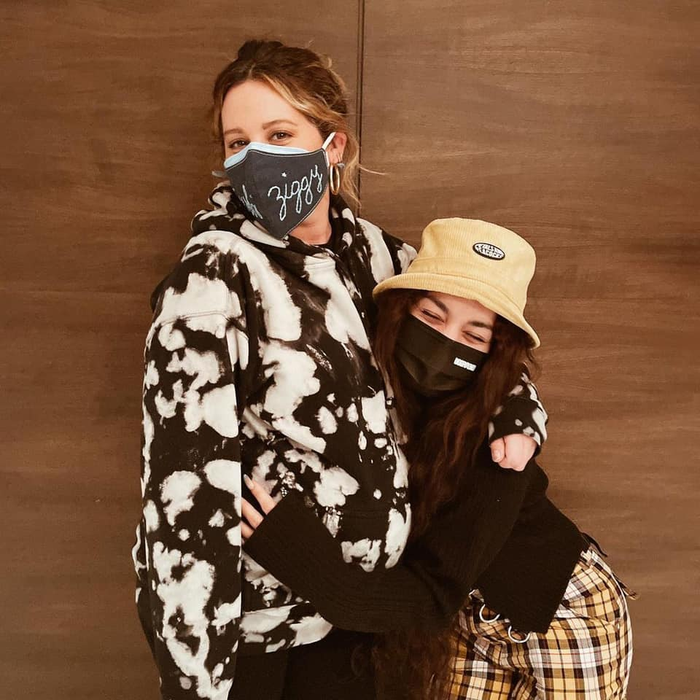 Ashley Tisdale a născut, iar fetița a primit numele unei planete: “Jupiter a aterizat”. Care este al doilea prenume special ales de actriță și soțul ei