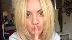 Alexandra Stan a intrat deja în vacanţă! Şi-a tras pe ea costumul de baie şi....