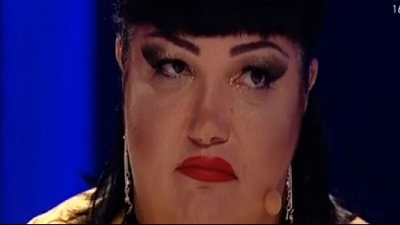 Ozana Barabancea, momente cumplite după ce fata s-a aruncat de la etaj! Informaţii de ULTIMĂ ORĂ despre starea ei de sănătate