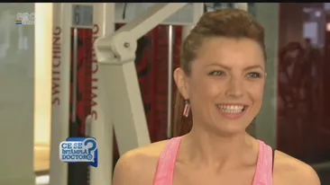 Arată perfect, dar munceşte enorm pentru asta. Elena Gheorghe nu concepe viaţa fără mişcare: Sala mă reechilibrează