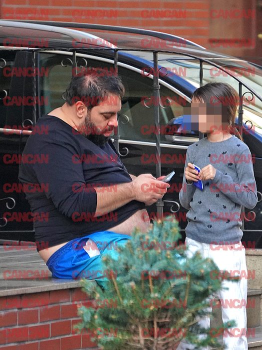 Florin Salam a primit un telefon