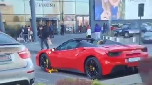 Tzancă Uraganul a comis-o din nou! Unde și-a parcat mașina celebrul manelist
