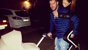 De când a devenit tătic, VICTOR SLAV s-a schimbat foarte mult! Uite ce fotografie a împărtăşit fanilor