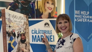 Marina Almășan a lansat cel de-al 13-lea volum personal, ”Pe urmele vikingilor – Jurnal de călătorie în Suedia”: ”Reînnoiește cititorilor limbajul zăpezilor fără sfârșit și imagistica Luminilor perpetue”