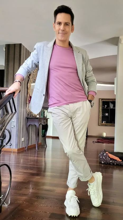 Cum arată casa în care locuiesc Ștefan Bănică Jr. și Lavinia Pârva. Vila din București are o curte impresionantă cu piscină