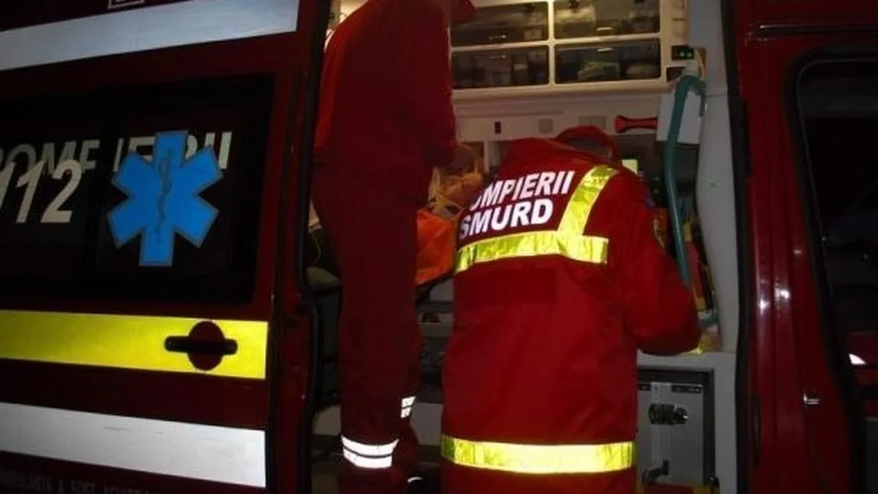 TRAGEDIE! Un bebeluş din judeţul Botoşani este în stare gravă după ce a căzut într-o oală cu apă fierbinte