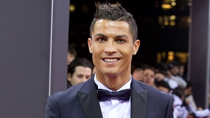 S-a aflat! Iată cât i-a plătit CRISTIANO RONALDO unei femei ca să devină mamă surogat şi să aducă pe lume gemeni