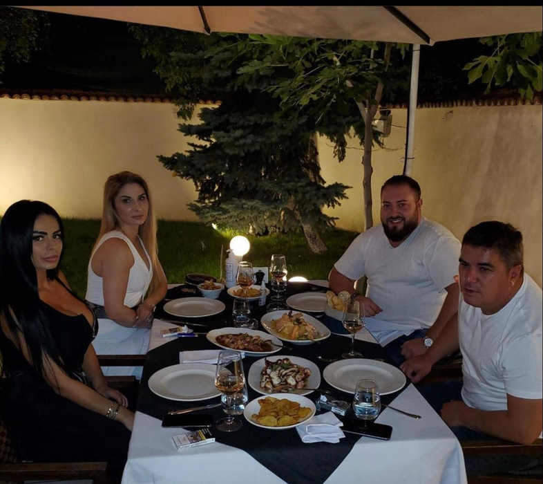 Renata Gheorghe s-a cuplat cu amicul “ex-ului”