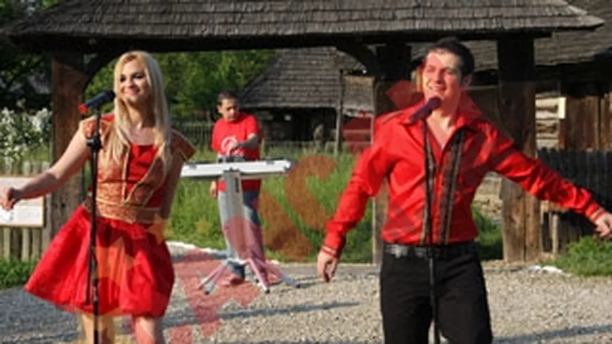 Trupa Datina a primit cadou 60 de litri de vin