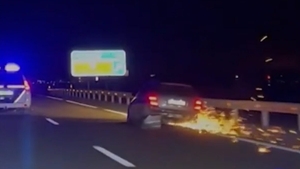 Un român, tras pe dreapta de poliție, după ce a condus 33 de km în condiții ireale. Care a fost adevăratul motiv