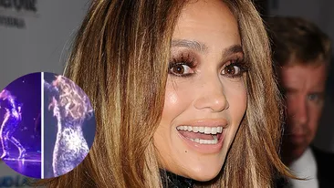 Jennifer Lopez, cu posteriorul la vedere! Imaginile asteptate de toti barbatii