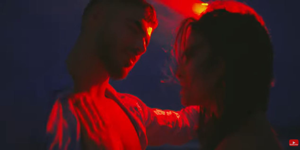 Bogdan Mocanu, atingeri interzise cu o brunetă celebră! Andra Voloş o să înnebunească de gelozie | VIDEO