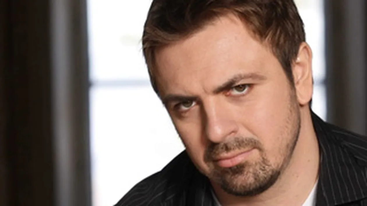 Pe Horia Brenciu il doare in... gat! Artistul isi chinuie vocea si are nevoie de ajutor! Ce remedii ai pentru el?