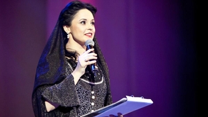Andreea Marin, schimbare inedită de look! "Zâna" s-a costumat într-o cadână adevărată! O prinde imaginea?