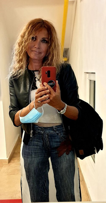 Ce a făcut Anca Țurcașiu acum 10 ani, iar după divorț a repetat: ”Asta e în avanpremieră! Restul urmează cât de curând”