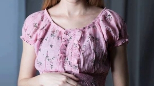 Vecina gravida a trecut pe langa si l-a intrebat un lucru banal. Nu a stat pe ganduri si a omorat-o pe loc! Ce i-a spus femeia de l-a enervat la culme pe acest barbat