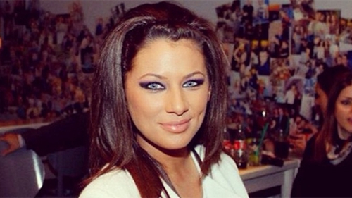 Mai sexy ca oricand!Roxana Vancea, cu fundul la vedere! Fosta asistenta TV s-a lasat fotografiata in cea mai provocatoare pozitie
