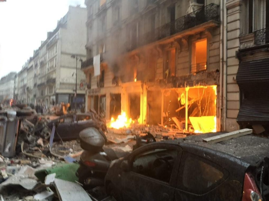 Explozie puternică în Paris! Sunt cel puțin 20 de victime