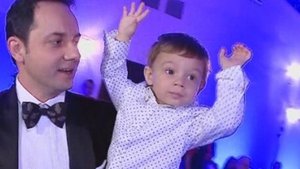 Catalin Maruta se viseaza "Popeye Marinarul"! Ii cere Andrei sa-i gateasca spanac pe banda rulanta!