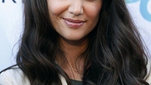 Katie Holmes, fără machiaj! Actriţa arată foarte rău şi pare extenuată! Ce credeţi că a adus-o în pragul ăsta?