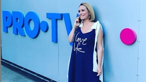 Andreea Esca, așa cum nu ai mai văzut-o: ”Eu, când sunt eu!” Te tăvălești de râs dacă vezi ce costum și-a tras