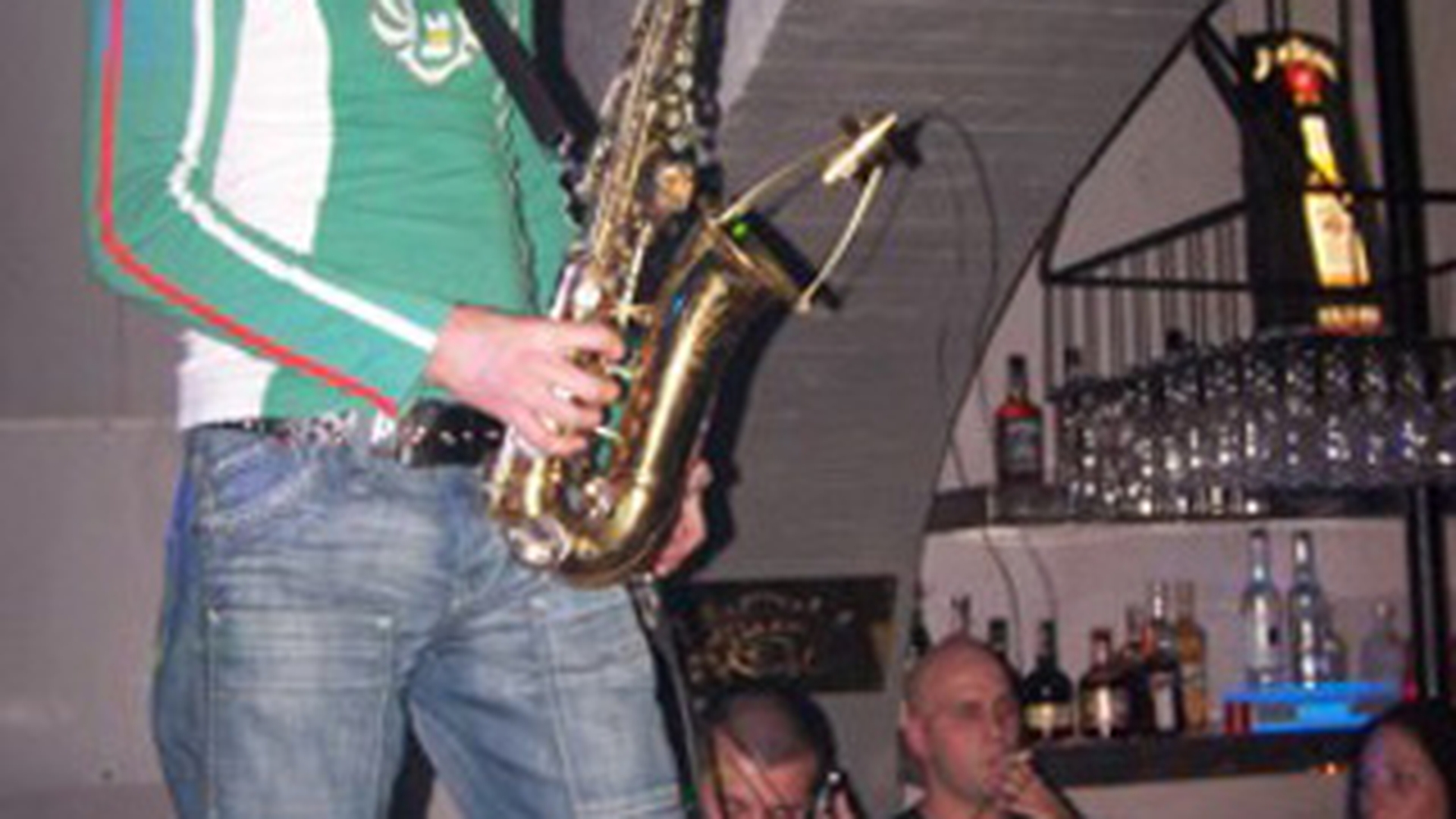 Saxofonistul DJ Dax de la Divertis sufera de o forma rara de cancer!