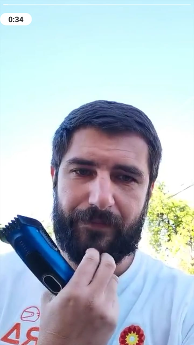 Cătălin Cazacu, de nerecunoscut după ce s-a tuns la zero și și-a lăsat mustață! Pe cine a provocat să își facă un look la fel ca al lui