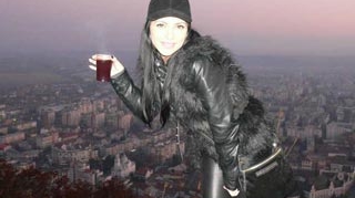 Celia a ajuns acasa, la Deva, de sarbatori! Afla ce ganduri frumoase are pentru orasul natal!