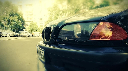 Un sofer din Bucuresti si-a lasat acest BMW in service. Cand s-a dus sa-l ia, a avut parte de un soc: "Mecanicul era beat si..."