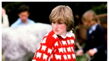 Suma exorbitantă pentru care a fost vândut celebrul pulover roșu al Prințesei Diana