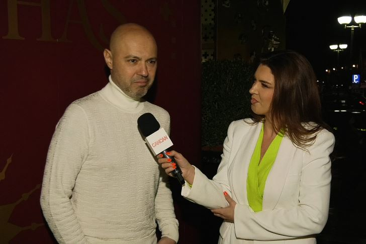 Mihai Mitoșeru le articulează pe domnișoarele cu fițe gratuite