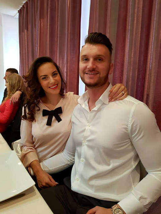 CĂTĂLINA a fost înmormântată alături de bebeluşul ei! Tânăra din Sibiu a fost condusă pe ultimul drum într-un sicriu alb