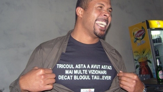 Cabral s-a luat de blogerii care posteaza clipuri pe internet: "Nu va scremeti sa fiti interesanti, deveniti caraghiosi. Nu fiti vulgari, e plin iutubul de asa ceva"