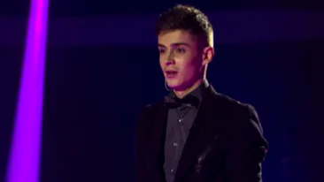 Voi ati decis pe cine faceti vedeta! Stefan Stan e mult mai tare decat Andrei Leonte