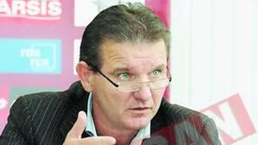 Zotta vinde fotolii la Rapid pe bani grei