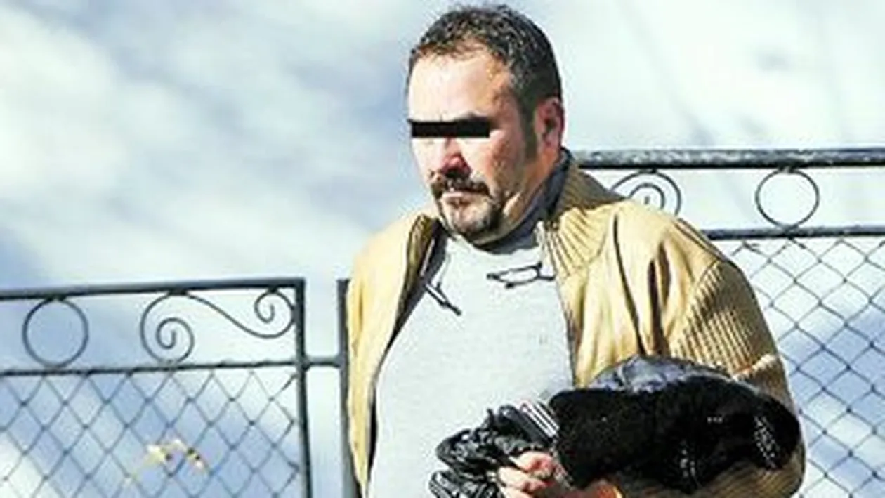 Costel R. are faima de om puternic in orasul de la Dunare. Tatal elevei violate, mahar de Galati