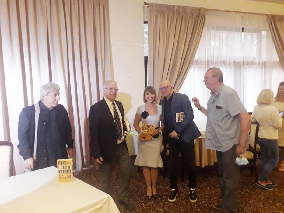 A fost lansată cartea „O viață cât zece – și cum m-a urmărit Traian Băsescu”! George Pădure și-a așternut viața pe hârtie într-un volum de memorii inedit