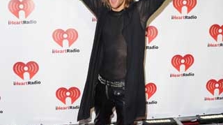 E oficial! David Guetta este cel mai bun DJ din lume!