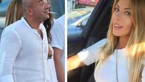 EXCLUSIV. ”Periculoasa” Roxana Nemeş a făcut ravagii sâmbătă seară, la Mamaia! S-a ”năpustit” la LOFT asupra fostului iubit în timp ce era de mână cu actualul... Imediat după uluitoarea scenă din club, cântăreaţa l-a asediat pe Călin Hagima cu SMS-uri, iar CANCAN.ro vă dezvăluie ce conţineau mesajele!