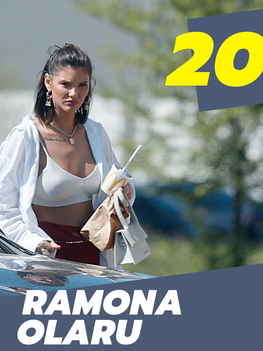 TOP 30 sexy-vedete care și-au scos abdomenul la ”interval”! Antonia, Alexandra Stan și Otniela n-au avut ”milă” de trecători!
