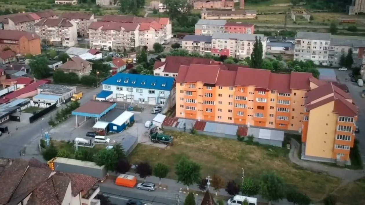 Orașul din România în care o garsonieră costă doar 5.000 de euro, acum, în mai 2025