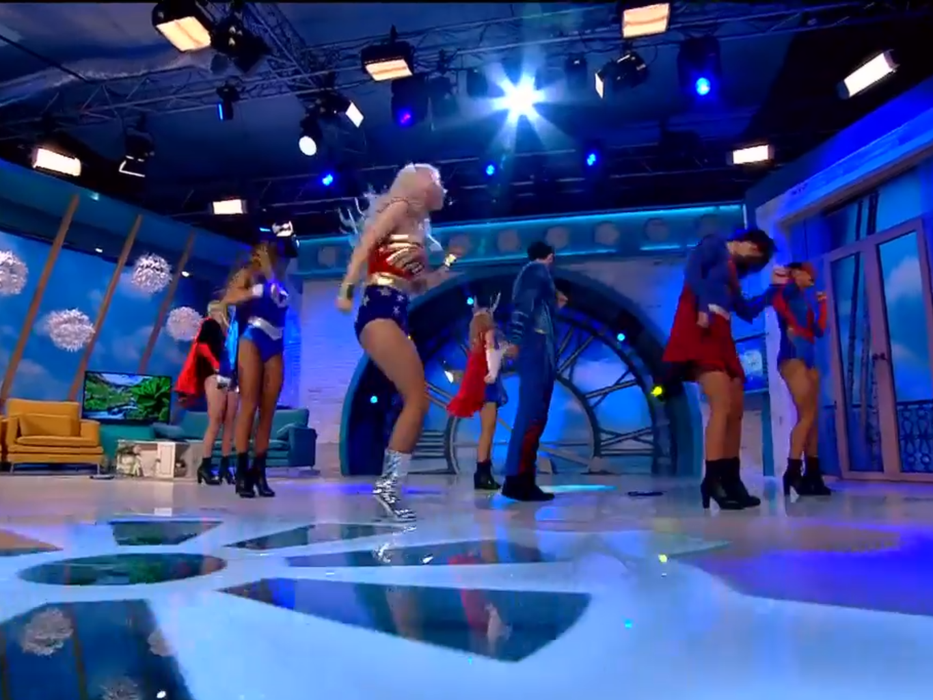 ANDREEA BĂLAN a dat detalii intime în direct. Telespectatorii au crezut că nu aud bine: „Toată lumea m-a văzut dezbrăcată…“