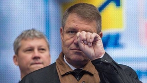Mesajul disperat a lui Iohannis, a doua zi după incidentele de la Mintingul diasporei: ”I-am cerut de urgență…”