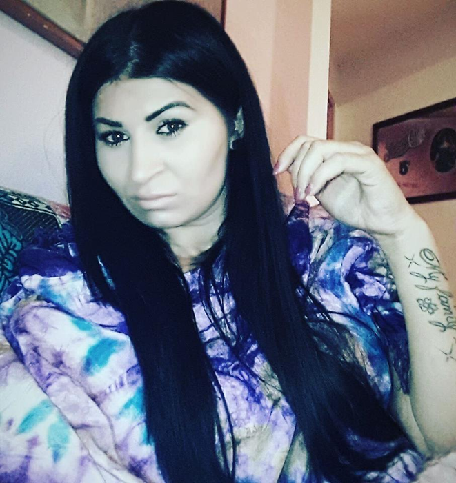 După ce a divorţat, fiica secretă a lui Ioniţă s-a schimbat radical: a slăbit şi a apelat şi la medicul estetician