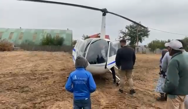 Primarul dintr-o localitate din Dolj, dus la nuntă cu elicopterul. „Barem dacă oi pica, să pic, dă-mă dreacu”