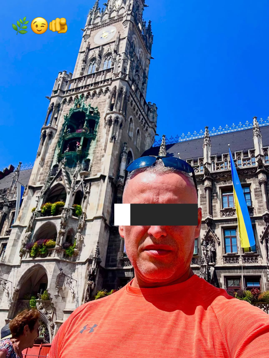 Ce pensie încasează iubărețul de pe Transfăgărășan și unde a lucrat, de fapt. Are și rate de plătit!
