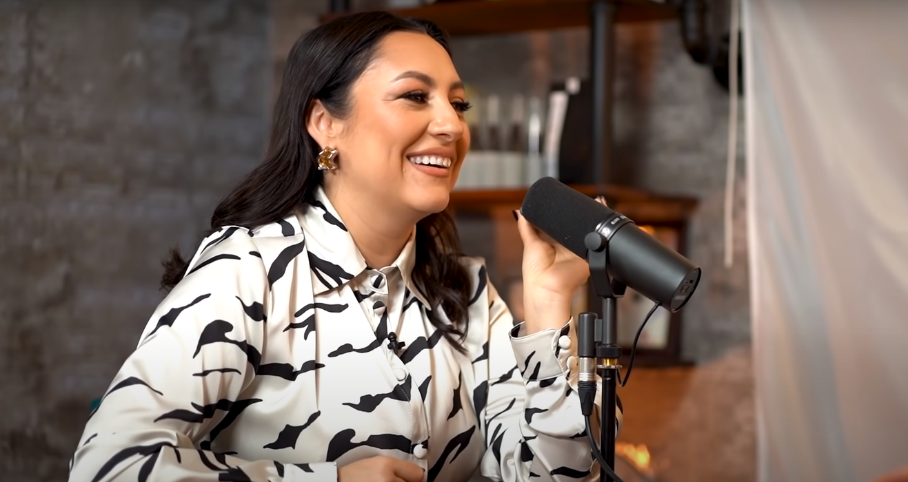 Andra a fost ”detronată” de Smiley anul acesta, si cere cu 1.000 de euro mai puțin pentru un concert de sărbători, respectiv 10.000 de euro